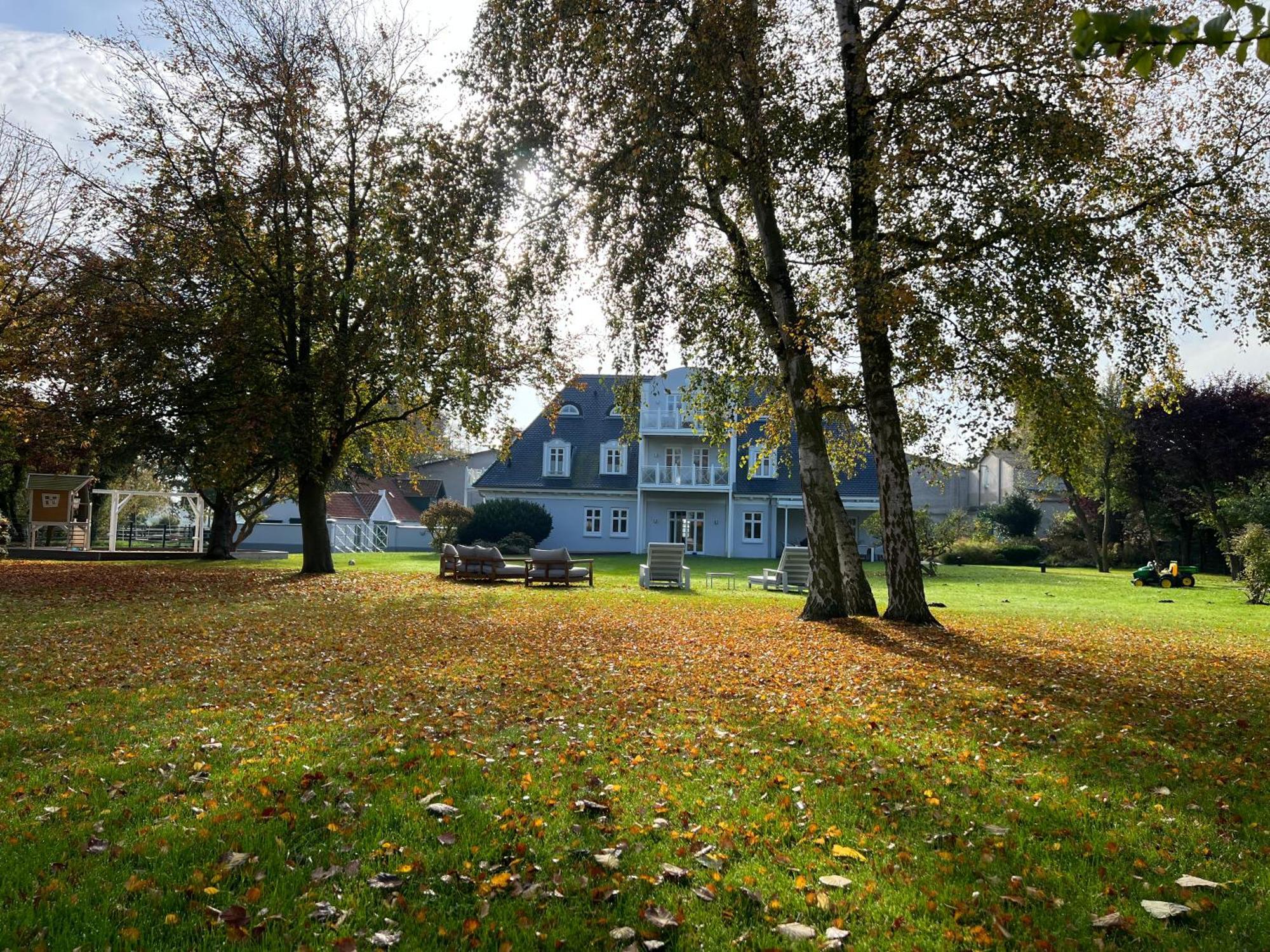 Landhaus Luetjenhof Hotel Grossenbrode Bagian luar foto